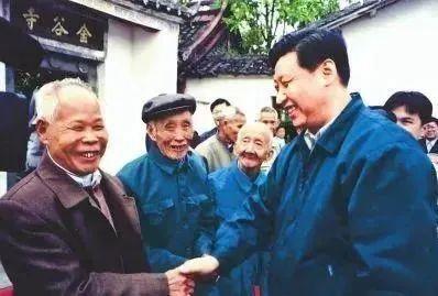 习近平两会时刻丨再提“重要法宝”