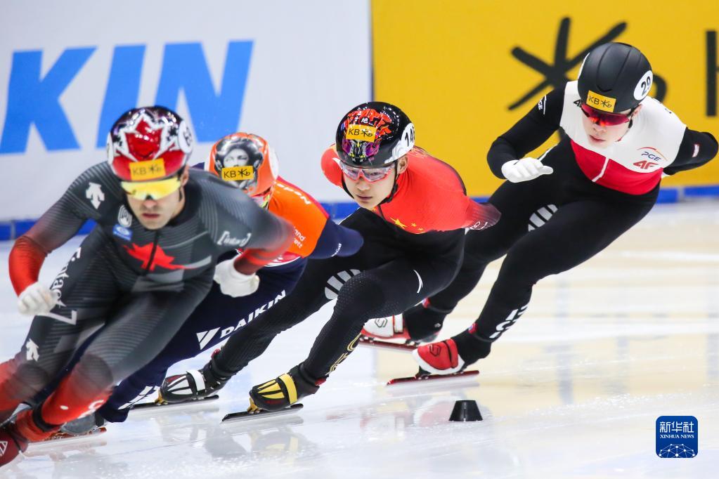 短道速滑——世锦赛：中国队晋级男子5000米接力决赛