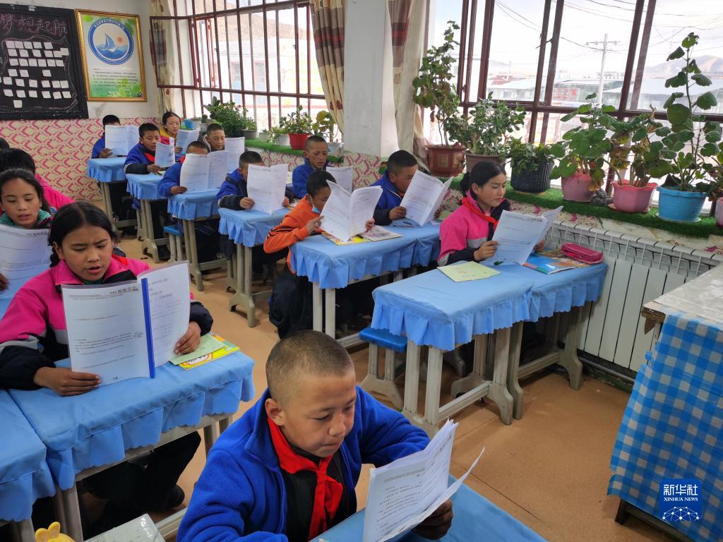 暖身暖心 护花育苗——西藏大力实施各级各类学校供暖全覆盖工程