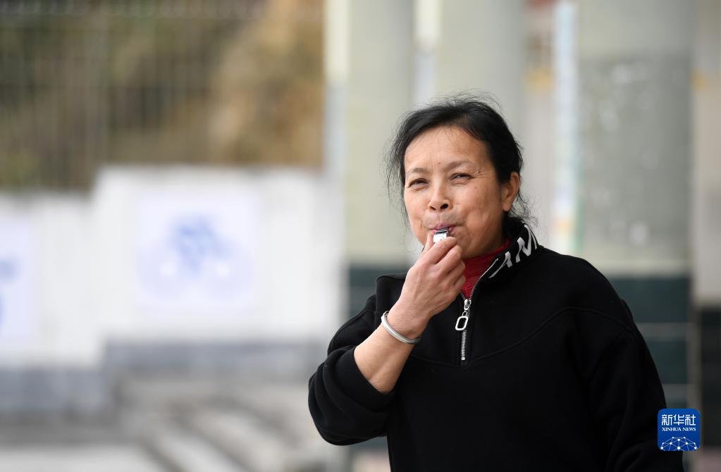 新华全媒+丨一名瑶族退休教师的大山坚守