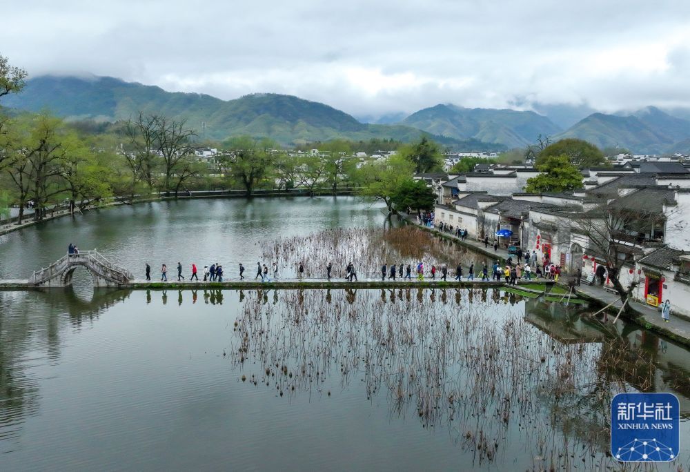 安徽黟县：生态乡村画振兴