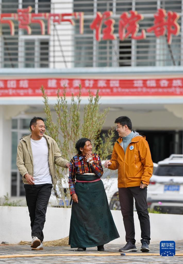 西藏百万农奴解放64周年发展成就综述