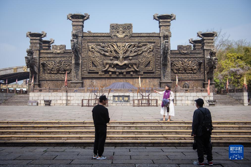 湖北咸宁：游赤壁战场 赏三国文化