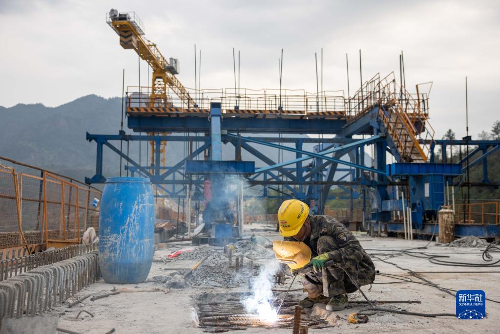 杭温铁路建设忙