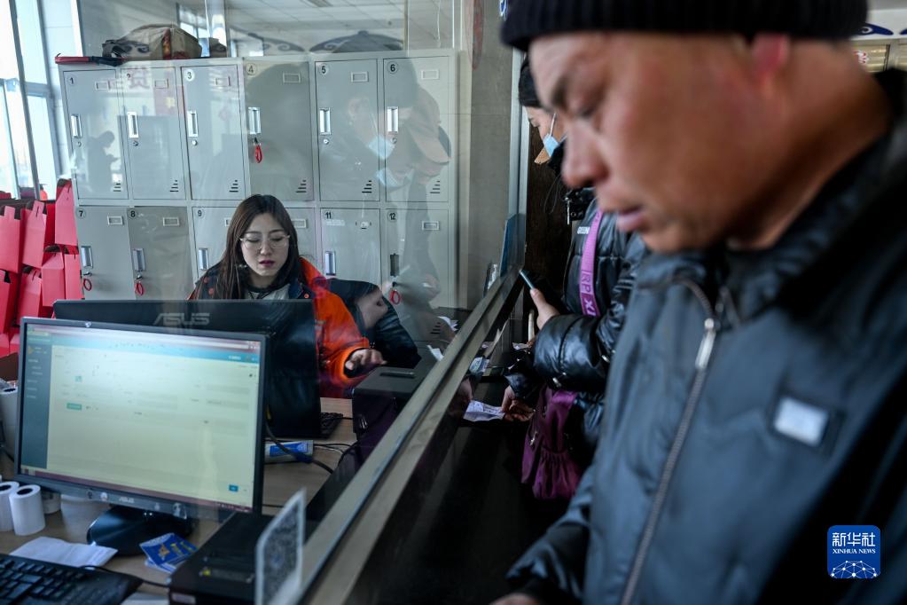 内蒙古通辽：繁忙的牛市