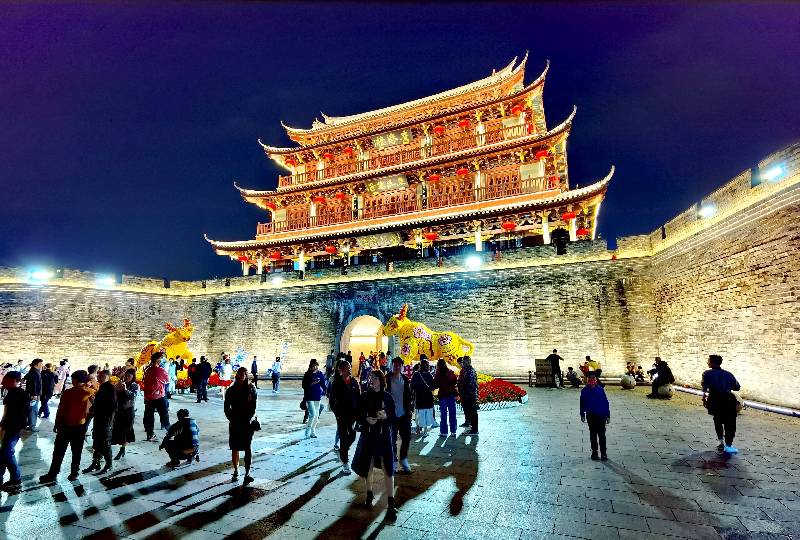 潮头观澜丨六个故事，走进中国“南大门”新时代答卷
