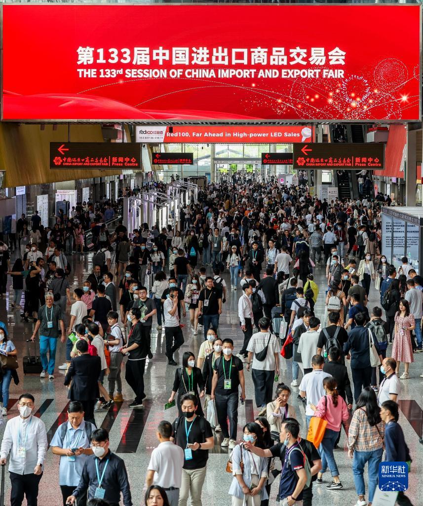 “中国第一展”广交会全面复展云集万商