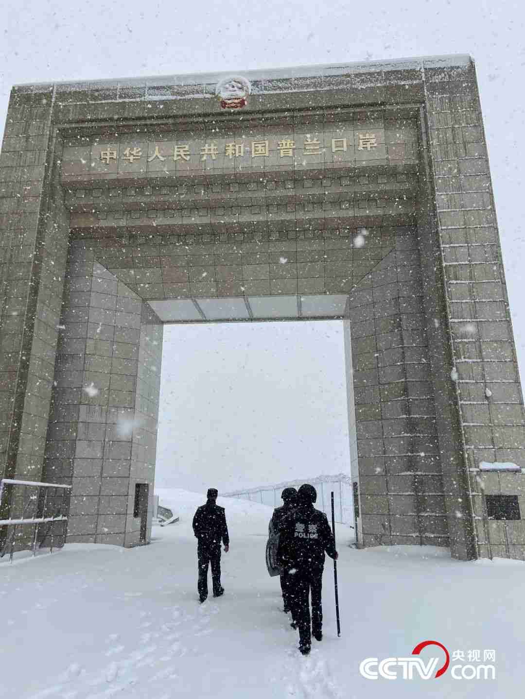 土旦次旺：西藏普兰中尼边境线上的“翻译官”