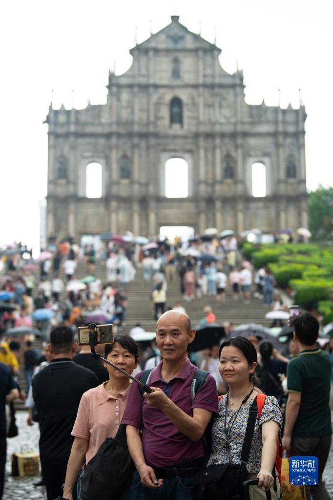 澳门：“五一”假期客如潮