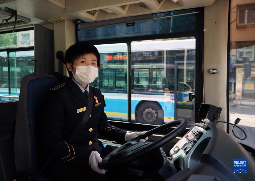 假日里的坚守
