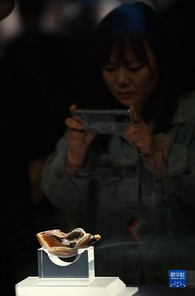 博物馆里寻访千年丝路