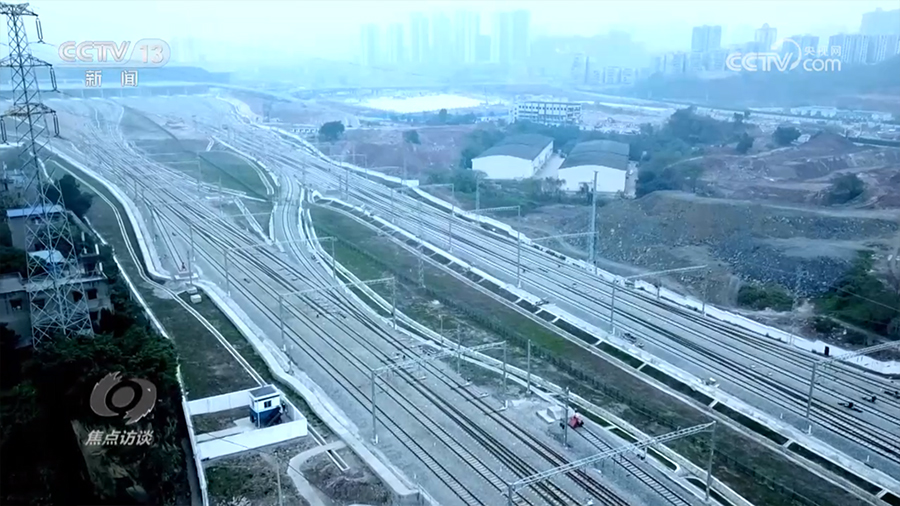 焦点访谈：开往世界的中国高铁