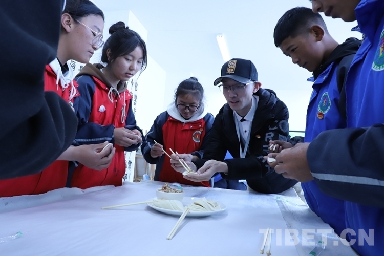 千里之外有爱的陪伴和“家”的温暖
