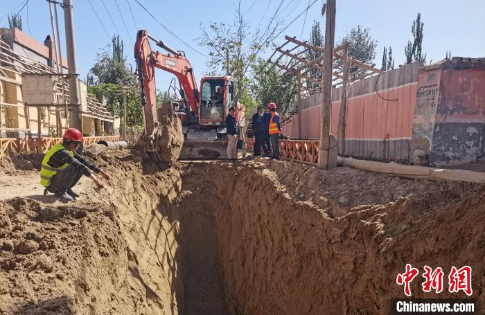新疆加大农村基础设施建设 助力推进乡村振兴