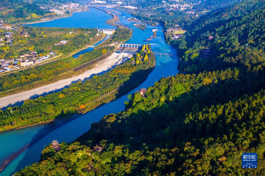 解码文化自信的城市样本丨成都:锦绣华章秀锦城