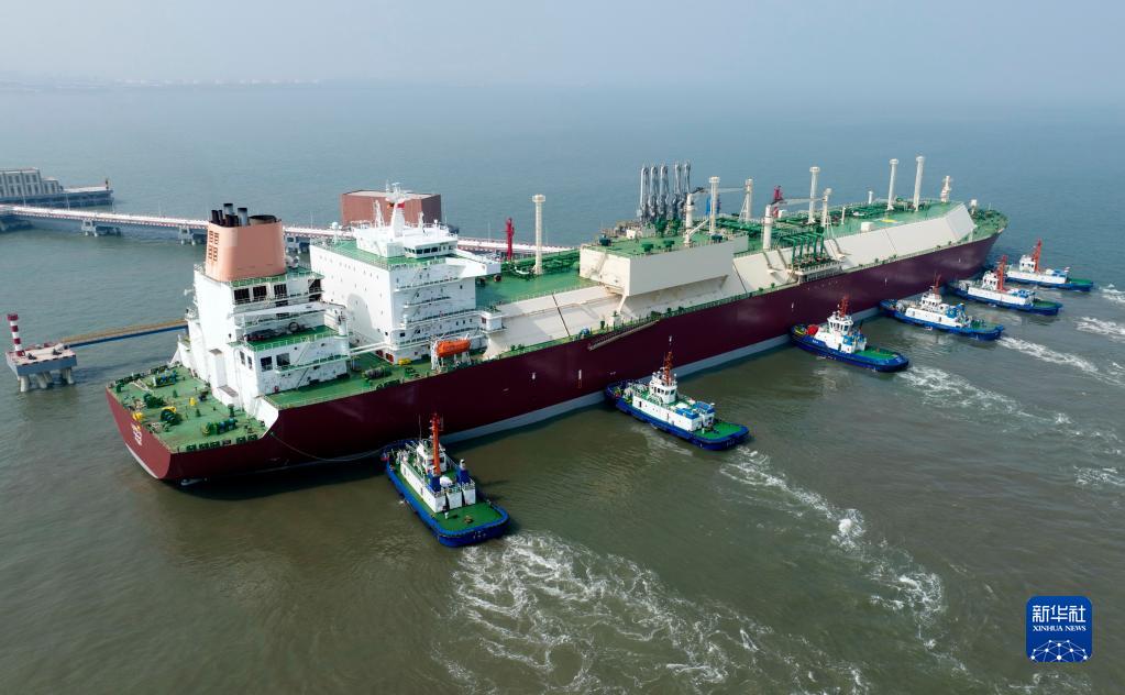 河北唐山：曹妃甸新天LNG项目首船顺利到港