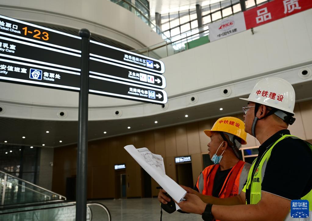 新华全媒+丨探访国内首条跨海高铁全线施工难度最大车站