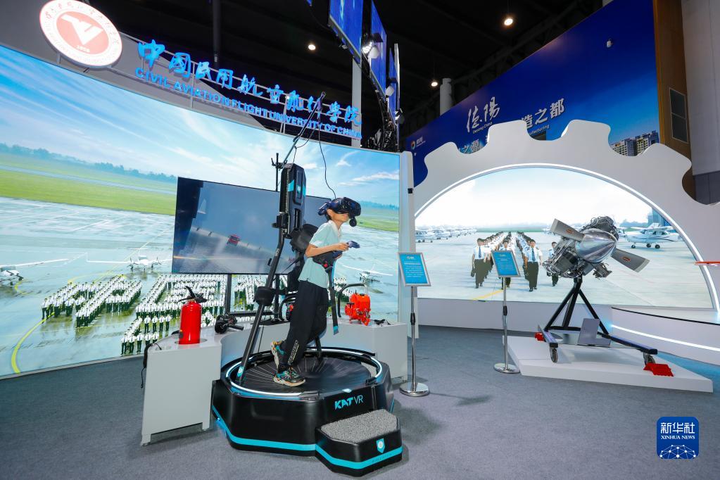 第十九届中国西部国际博览会开幕