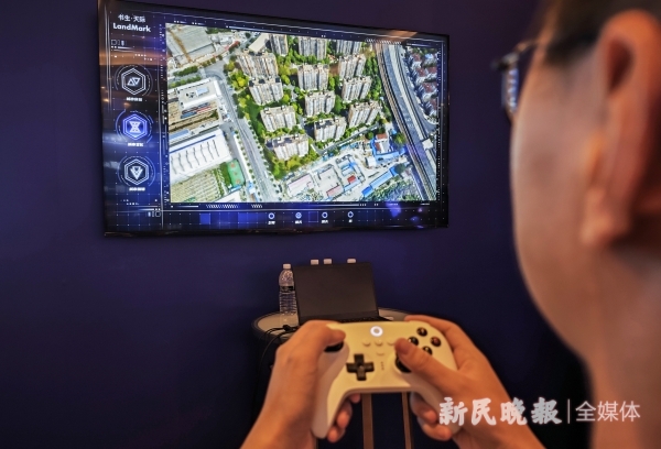 打造创新“核爆点” 瞄准应用“新赛道”！在上海，人工智能正青春｜ 2023世界人工智能大会