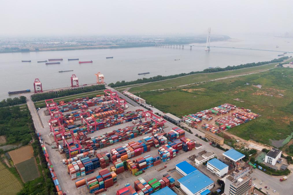 新时代中国调研行·长江篇丨长江中下游三座港城加快绿色转型促发展