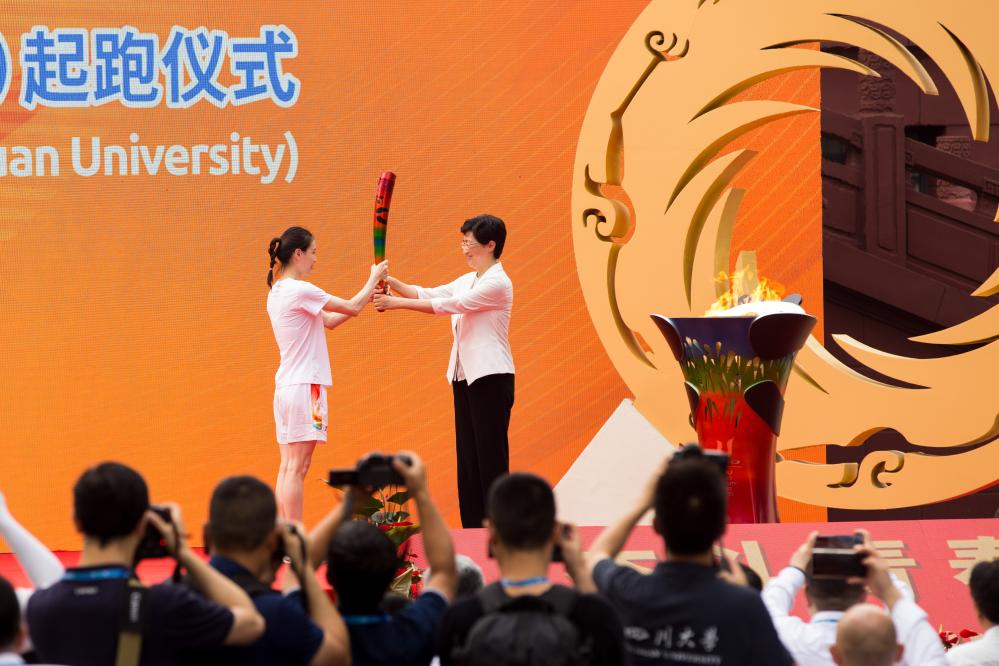 “大运之城”成都：营城惠民 唱响青春