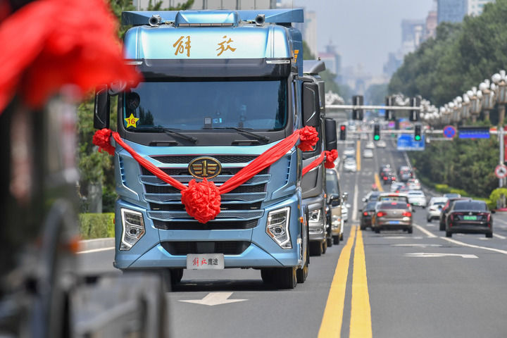 “把民族汽车品牌搞上去”——从中国一汽创建70年看中国汽车工业发展
