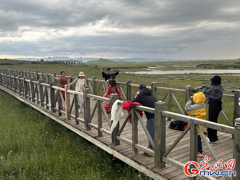 我们的家园丨【组图】若诗若画若尔盖 大河安澜油菜香