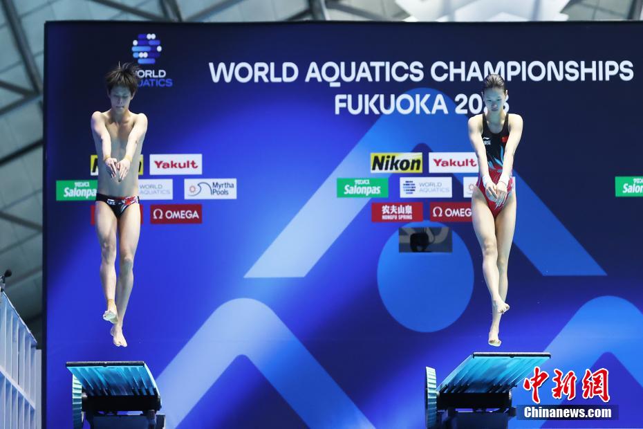 福冈游泳世锦赛：中国组合朱子锋/林珊摘得混双3米板金牌