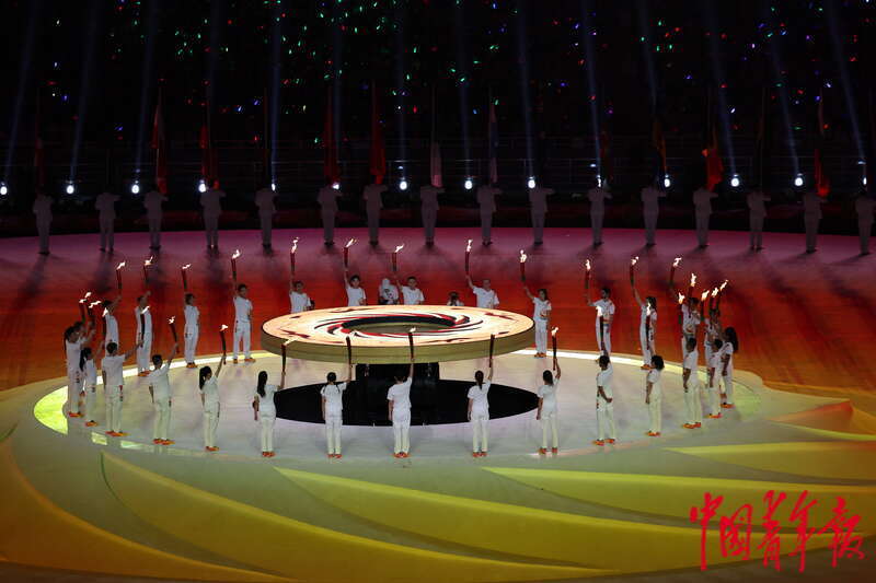 追寻梦想的路上,谁都可能成为火炬手