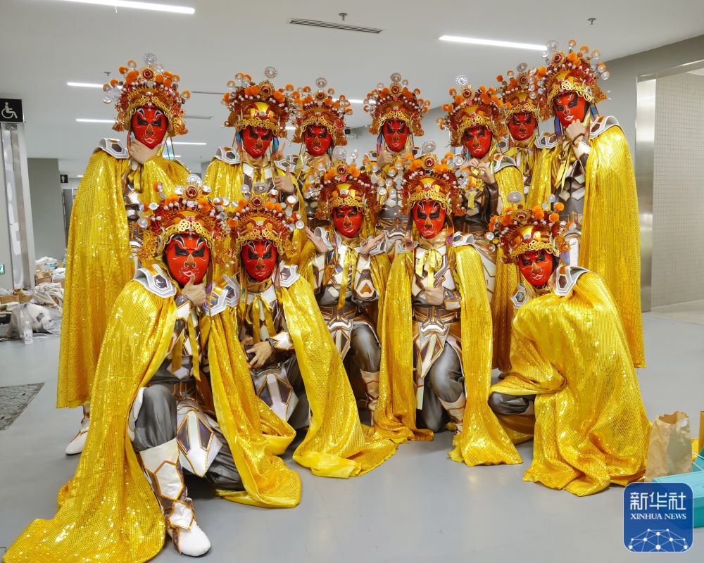 成都大运会丨开幕式背后的故事——喜怒哀乐一张脸