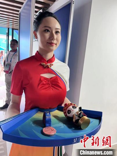（巴蜀韵中国风）成都大运会奖牌、绶带巧思多 中国文化元素获赞