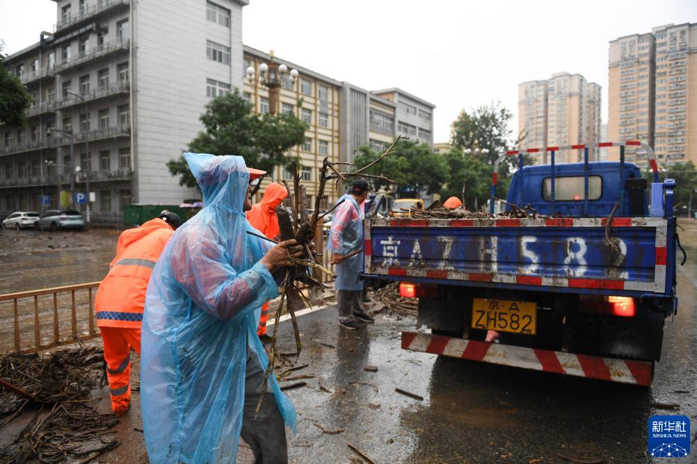 北京：雨中门头沟现场直击