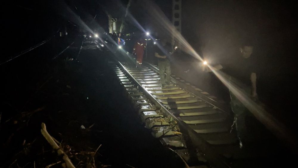 为了每位旅客都平安——丰沙线三趟列车乘组人员回顾风雨时刻