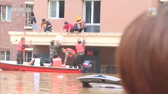 焦点访谈丨风雨同舟 人民至上 坚决打赢这场硬仗