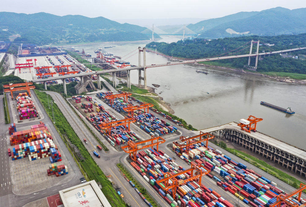 “一城千面”汇巴渝——人文经济视野下的重庆观察