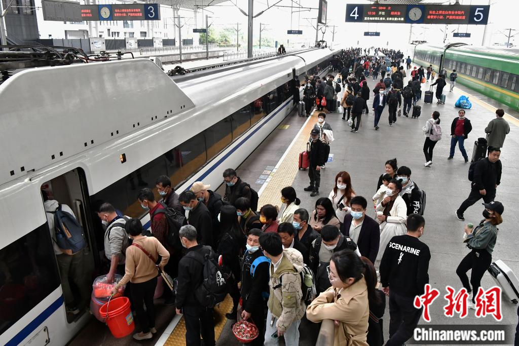 四个“最”揭秘时速最高的跨海高铁