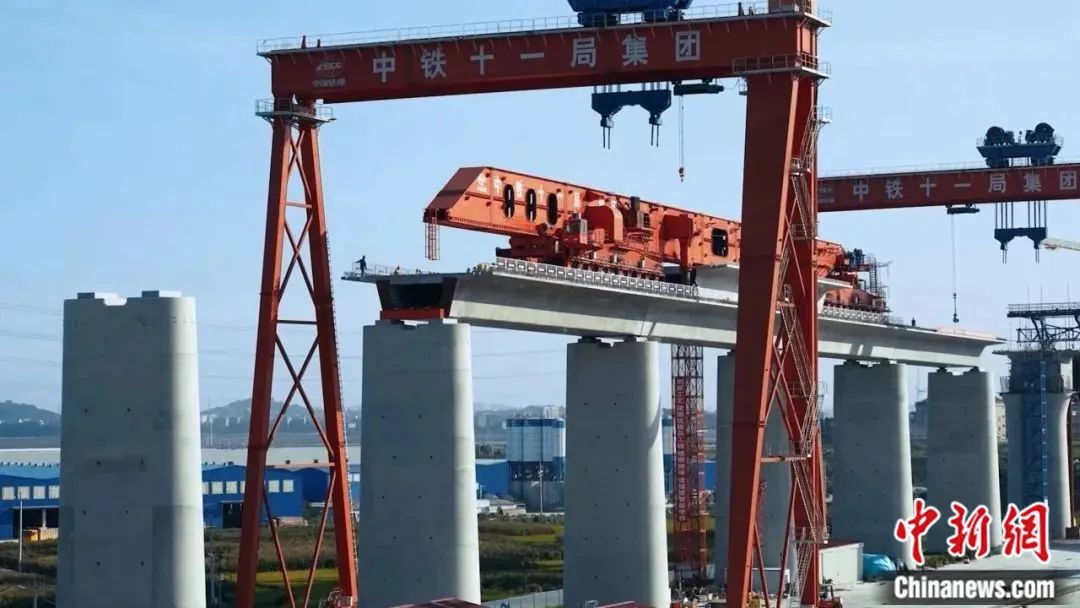 四个“最”揭秘时速最高的跨海高铁