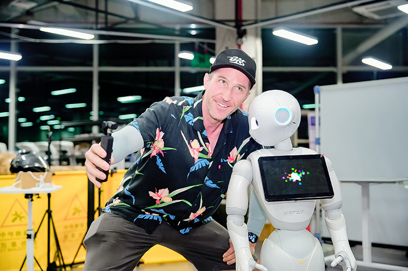 科技创新擦亮龙岗高质量发展“金名片”