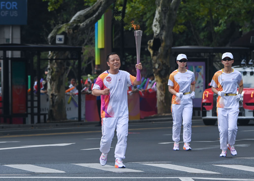 杭州亞運(yùn)會(huì)丨火炬?zhèn)鬟f看“浙”里:杭州