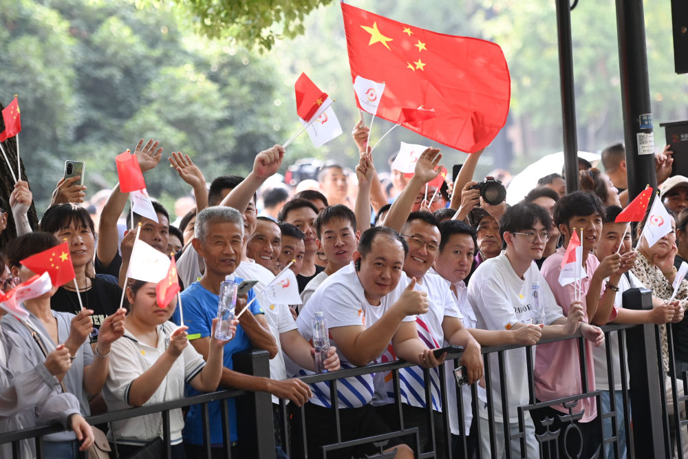 杭州亞運(yùn)會(huì)丨火炬?zhèn)鬟f看“浙”里:杭州