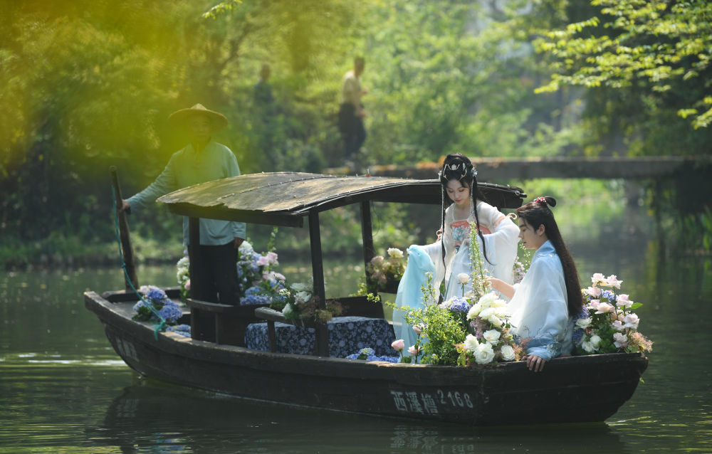 杭州亞運(yùn)會(huì)丨火炬?zhèn)鬟f看“浙”里：杭州
