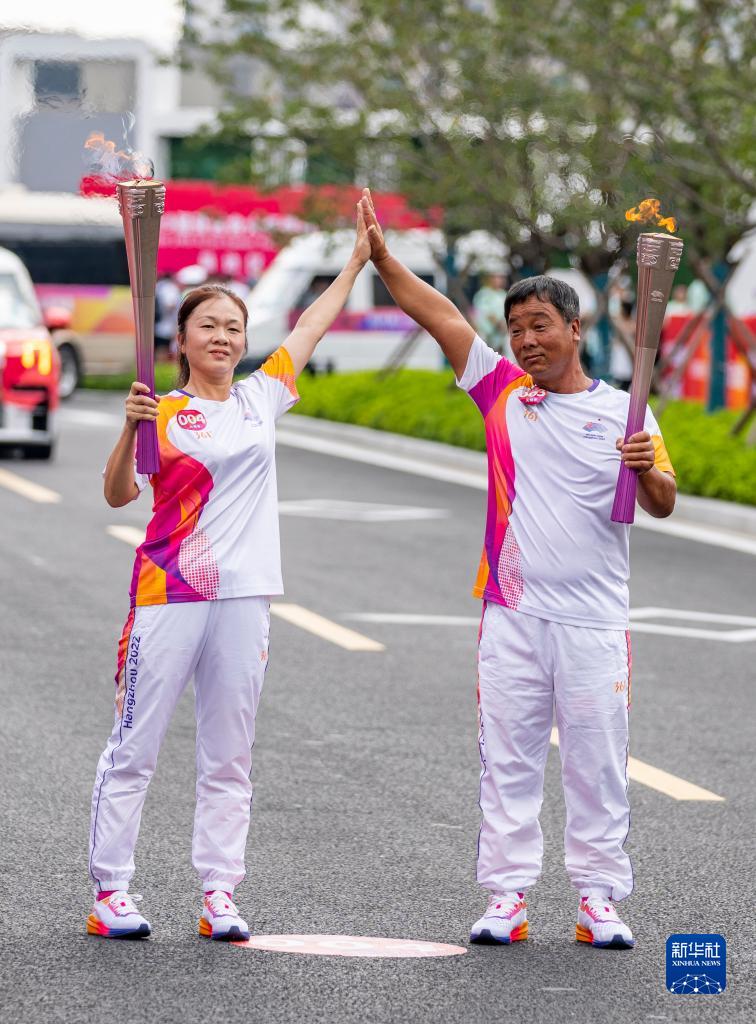 杭州亚运会火炬在台州传递