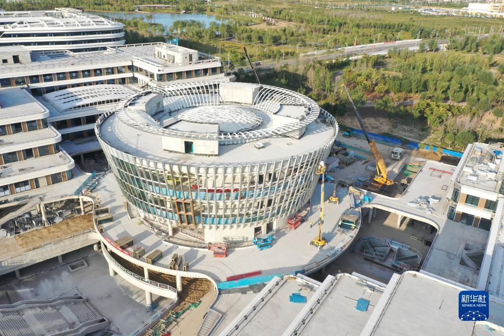 雄安新区：启动区重点工程芳容初绽