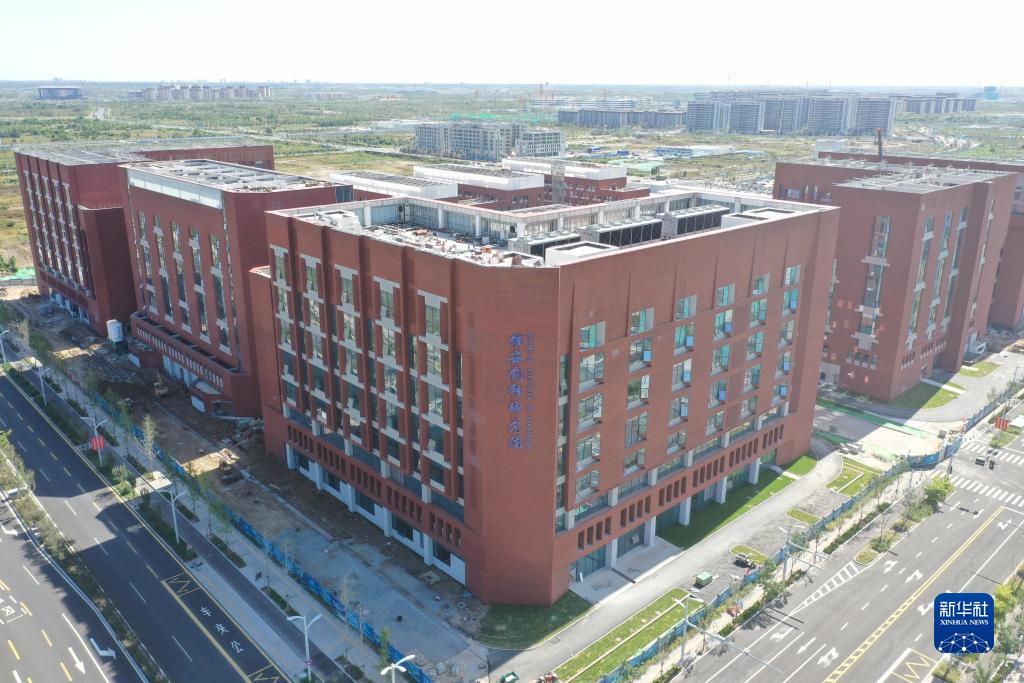 雄安新区：启动区重点工程芳容初绽