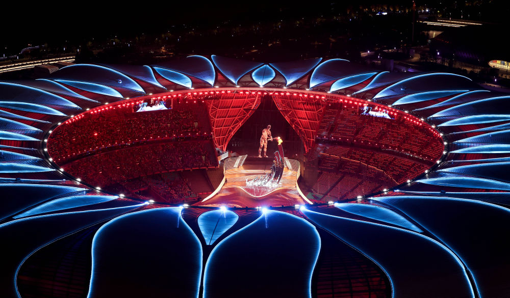 钟华论：聚亚洲之力，筑未来之路——写在杭州第十九届亚洲运动会闭幕之际