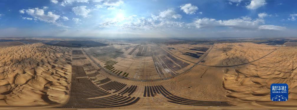 内蒙古达拉特旗:金沙如海翻“蓝浪”