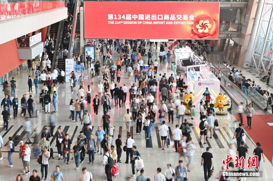 第134届广交会开幕 逾2.8万家企业拿订单拓市场