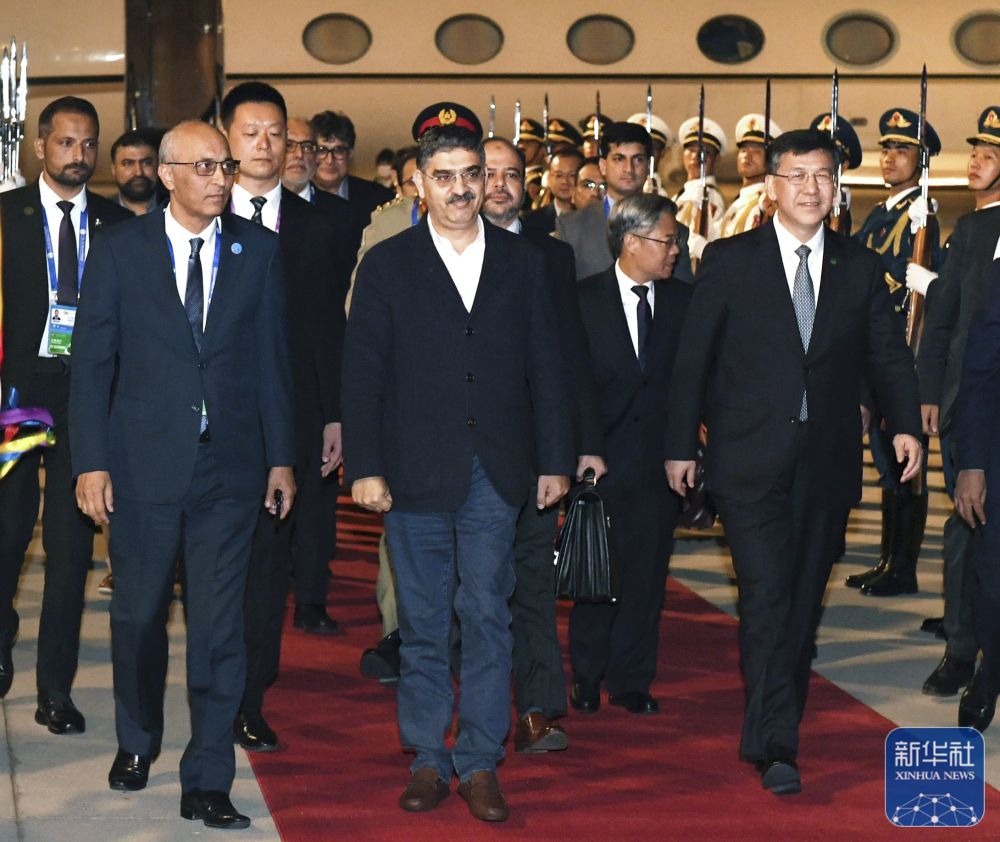 来华出席第三届“一带一路”国际合作高峰论坛的外方领导人及嘉宾陆续抵达北京