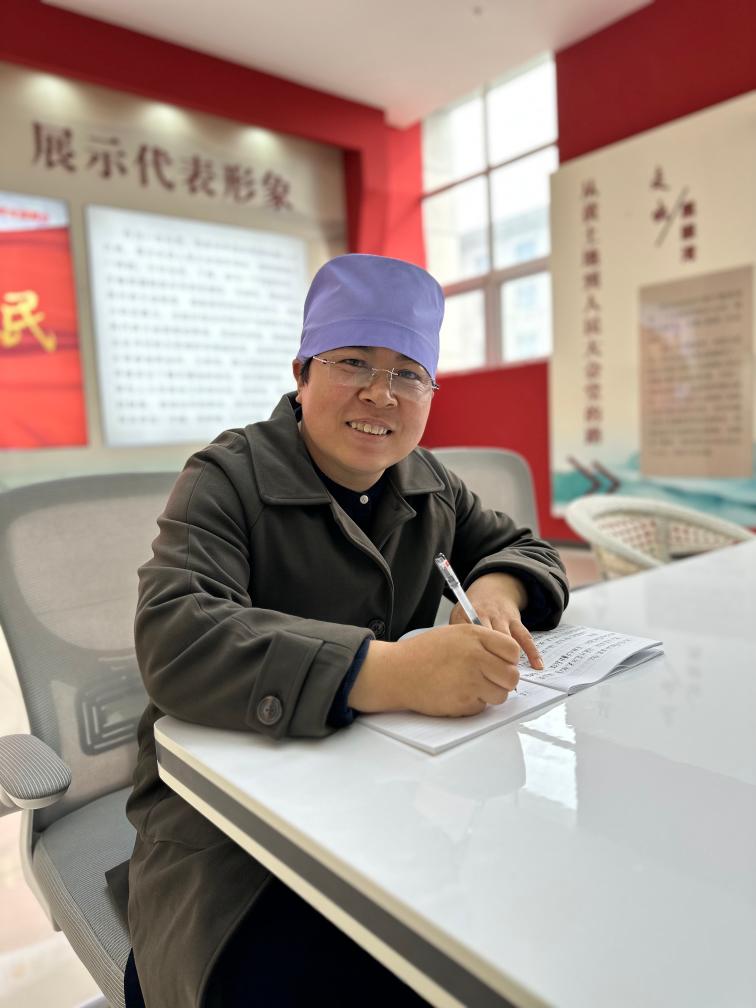 高仿范思哲腰带