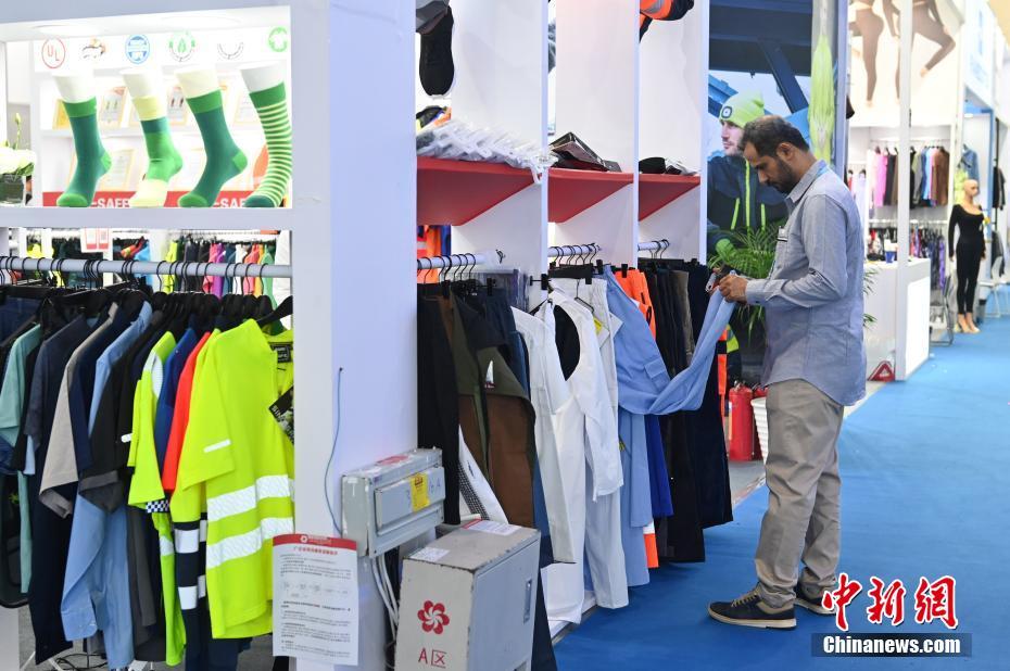 第134届广交会第三期：服装展区吸引采购商